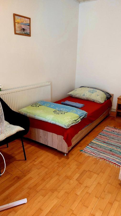 Mandula Apartman Szeged Ngoại thất bức ảnh